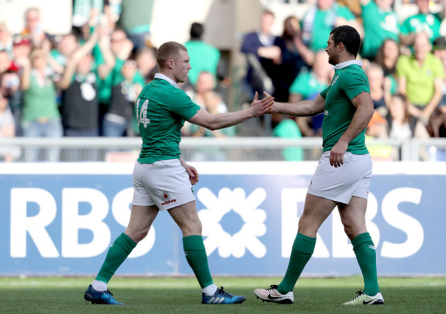 Keith Earls celebrates scoring their first try with Rob Kearney