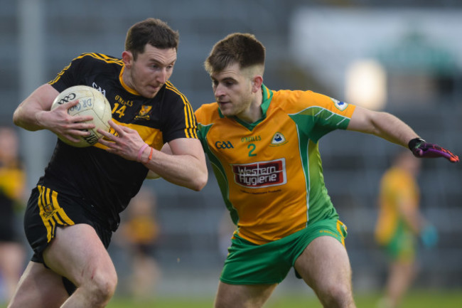 Cathal Silke tackles Daithi Casey