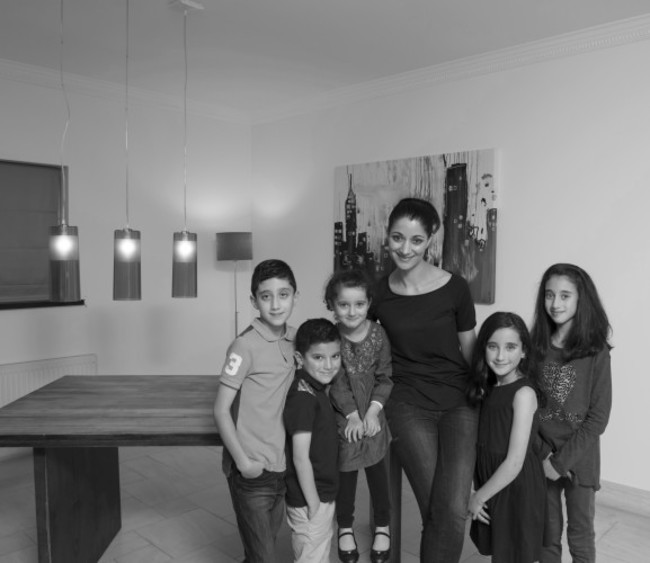 Sonia Deasy & Her 5 kids