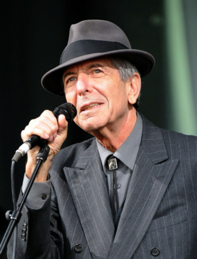 Leonard Cohen dies