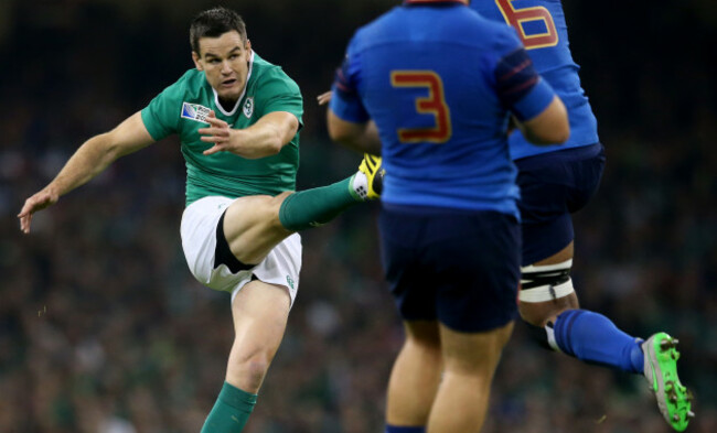 Johnny Sexton attempts a drop goal