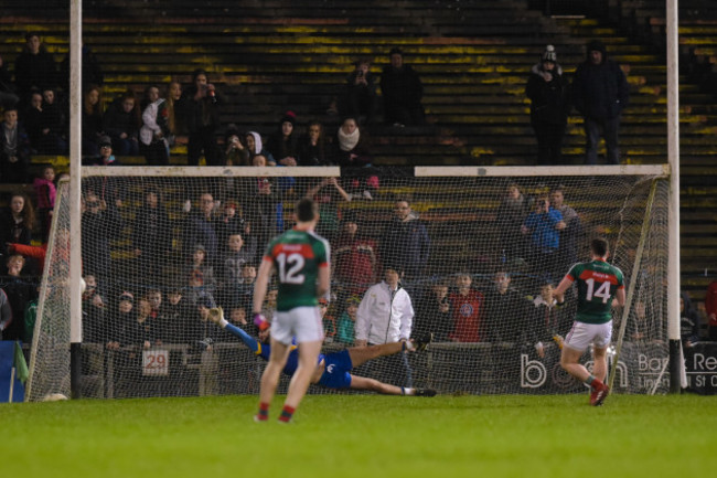 Cillian OÕConnor scores a penalty