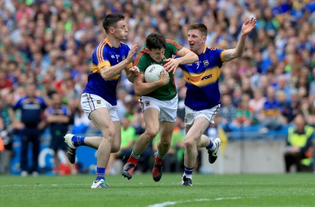 Jason Doherty with Alan Campbell and Jimmy Feehan