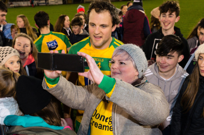 Michael Murphy with fans after the game