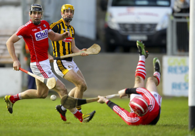 Colin Fennelly sees his shot saved by Anthony Nash