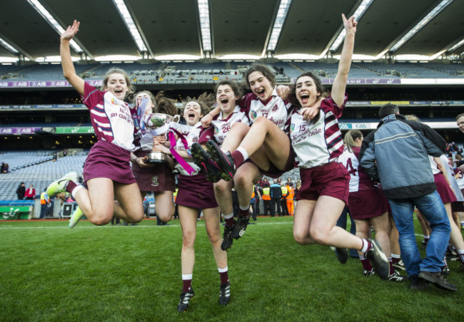 Chantelle McEldowney, Josie McMullan, Olivia Rafferty, Bridin McAllister and Olivia Rafferty celebrates after the game