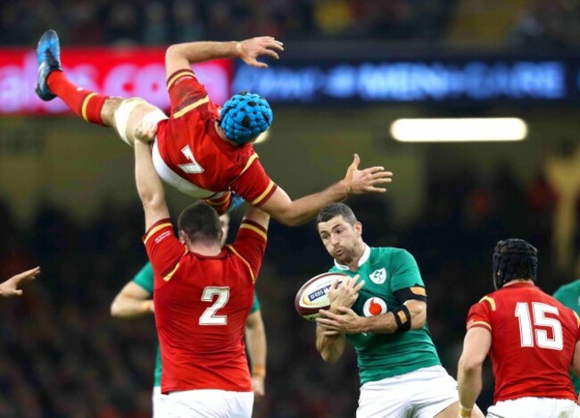 Rob Kearney with Justin Tipuric and Ken Owens