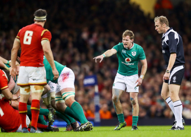 Kieran Marmion attempts to talk to referee Wayne Barnes