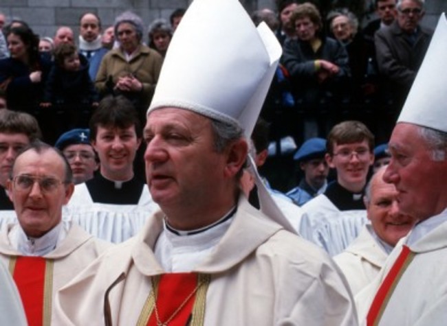 eamonn-casey-priests-religion-people-religious-scandals-390x285