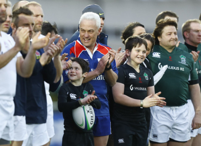 Anthony Foley's two sons Tony and Dan Foley share a joke with Alan Lewis