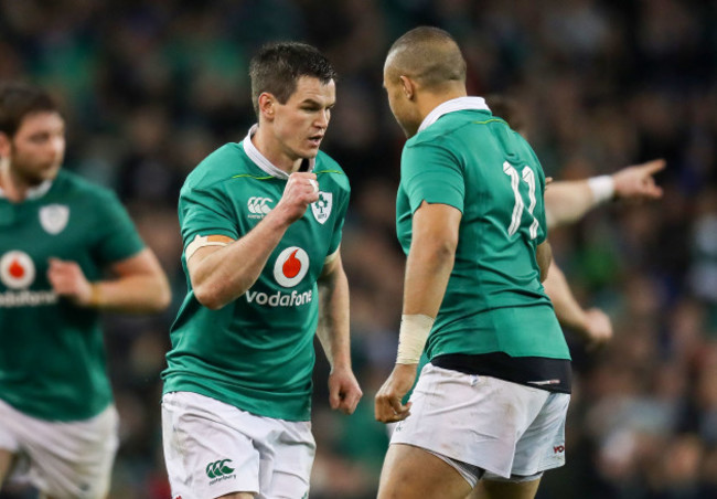 Jonathan Sexton celebrates kicking a penalty with Simon Zebo