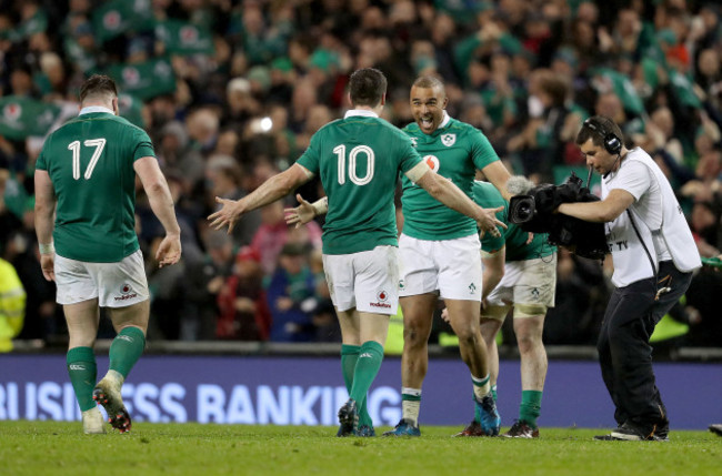 Jonathan Sexton and Simon Zebo celebrate winning