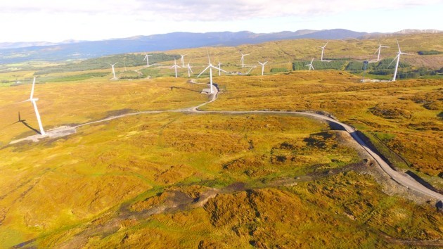 Ireland?s largest windfarm, Energia?s 95MW windfarm at Meenadreen in south Donegal, has officially started supplying power to homes and businesses across Ireland, setting a new Irish record. Photo credit: Thomas McNulty
