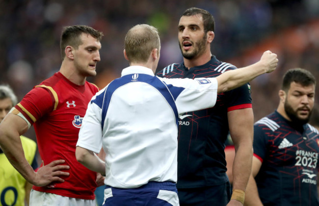 Yoann Maestri and Sam Warburton with Referee Wayne Barnes