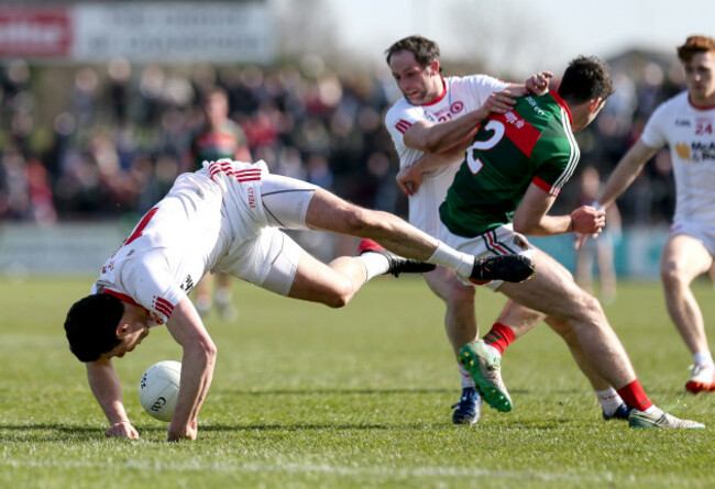 Sean Cavanagh loses his footing