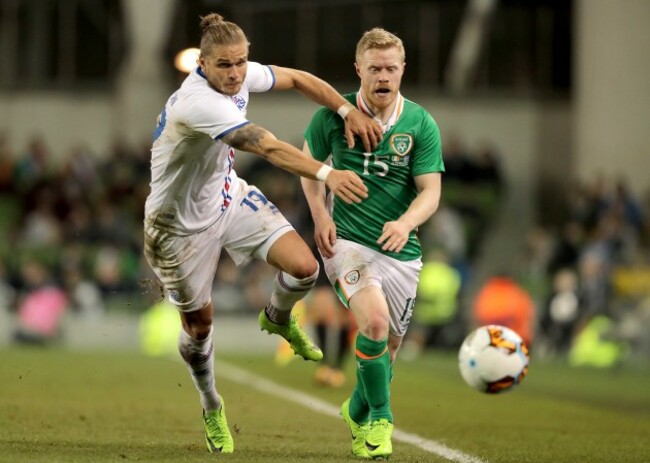 Daryl Horgan with R&uacute;rik G&iacute;slason