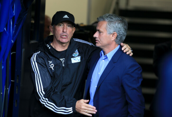 Soccer - Barclays Premier League - West Bromwich Albion v Chelsea - The Hawthorns