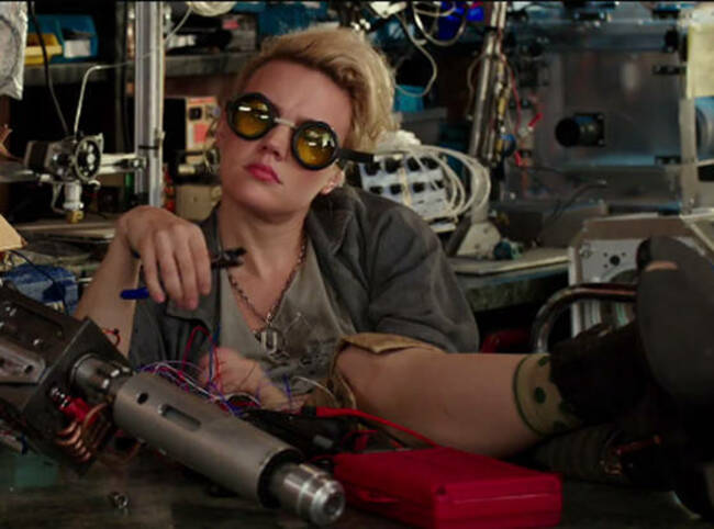 rs_560x415-160303102639-560-Kate-McKinnon-Ghostbusters.jm.3316