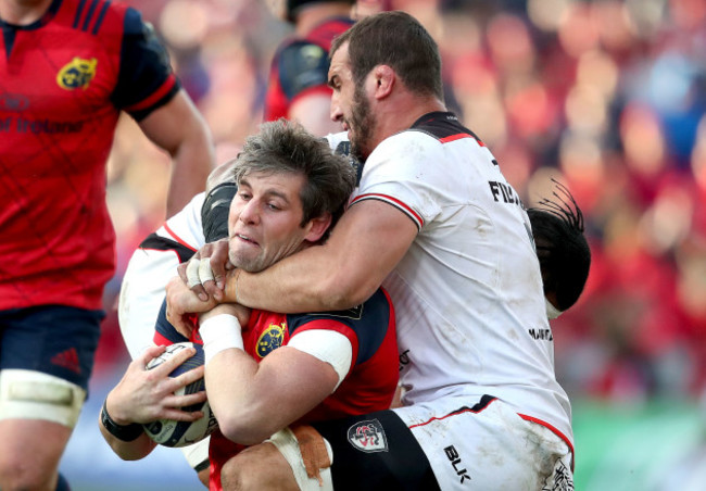 Dave OÕCallaghan tackled by Yoann Maestri and Joe Tekori