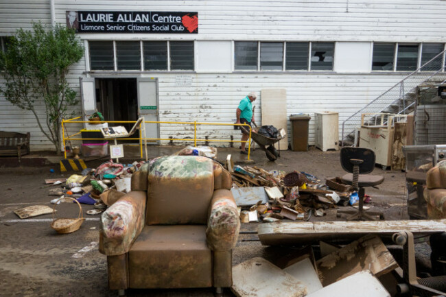 Australia: Cyclone Debbie Cleanup