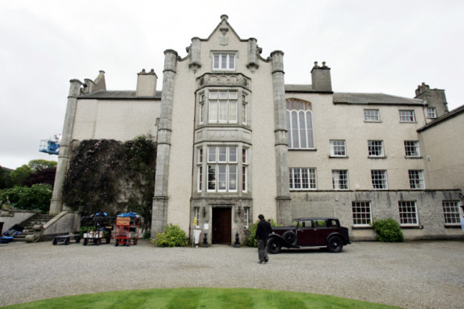 MAKING LASSIE FILM IN IRELAND