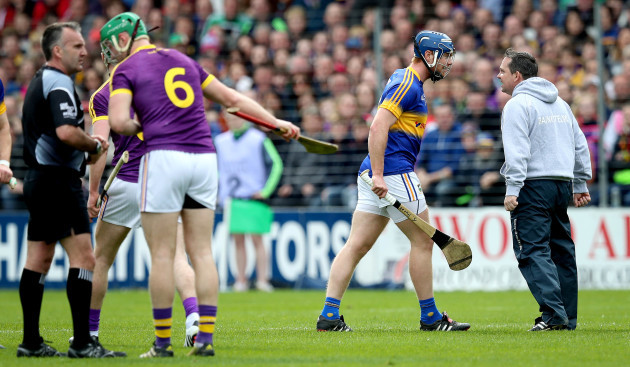 Davy Fitzgerald clashes with Jason Forde