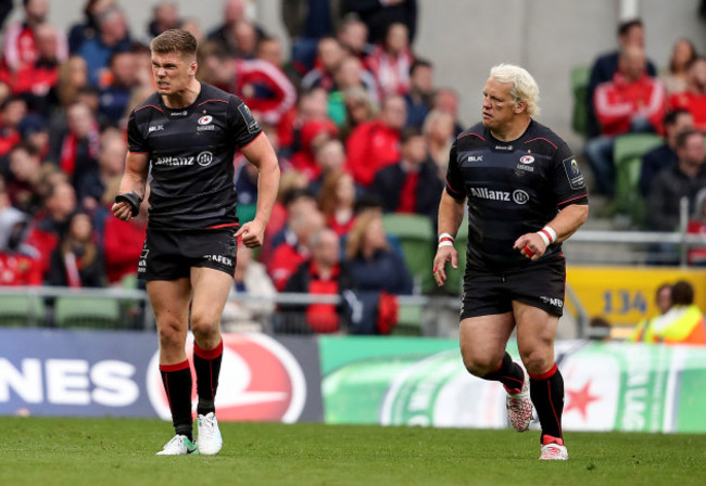 Owen Farrell celebrates a late penalty