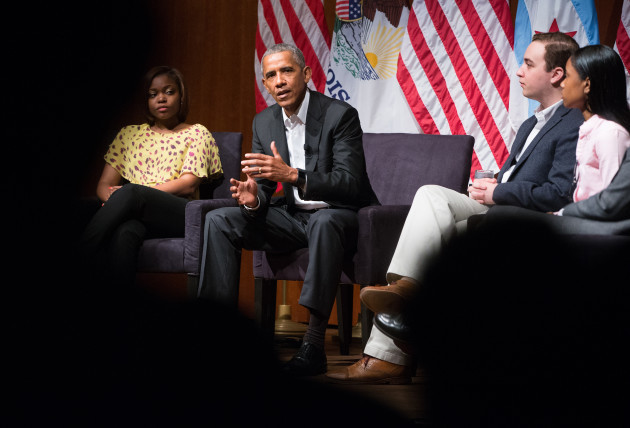 Barack Obama speaks at University of Chicago