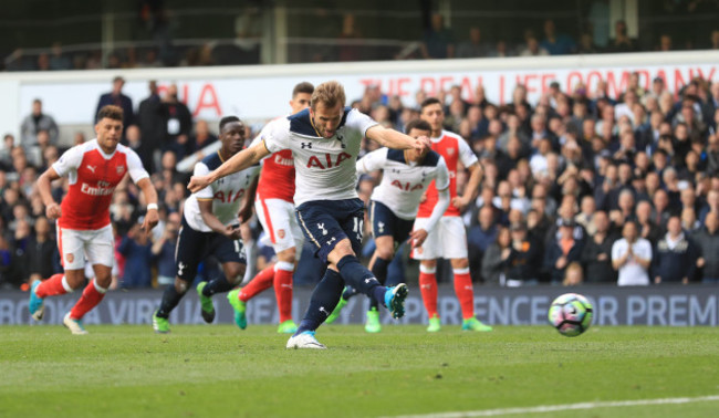 Tottenham Hotspur v Arsenal - Premier League - White Hart Lane