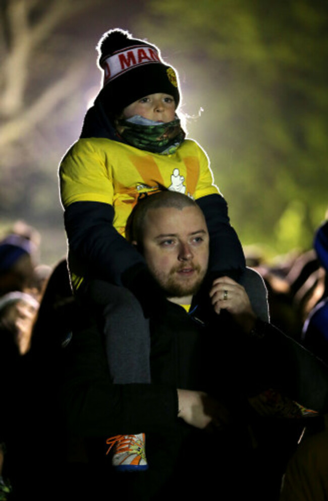 Darkness into Light 09