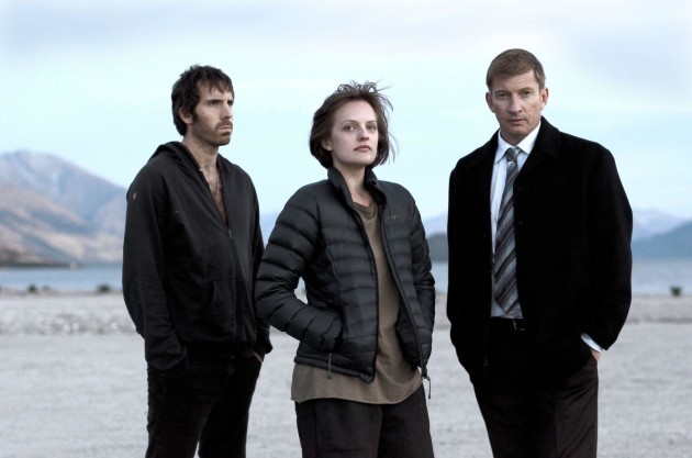 picture-of-elisabeth-moss-david-wenham-and-thomas-m-wright-in-top-of-the-lake-large-picture