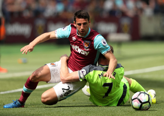 West Ham United v Liverpool - Premier League - London Stadium