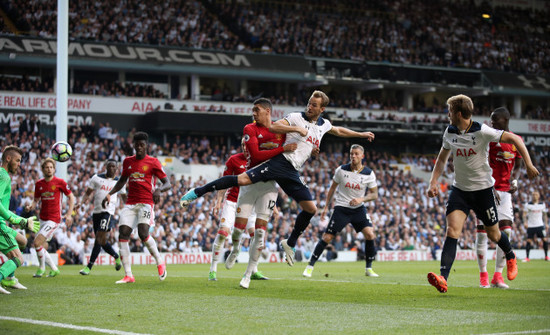 Tottenham Hotspur v Manchester United - Premier League - White Hart Lane