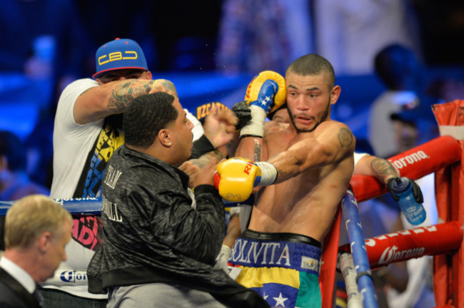 Boxing 2017- DIRRELL v UZCATEGUI