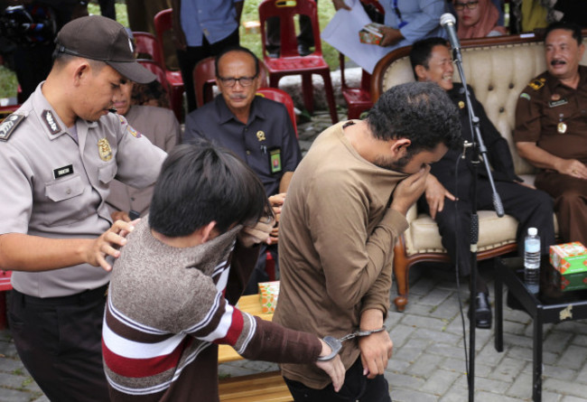 Indonesia Gay Couple Caned