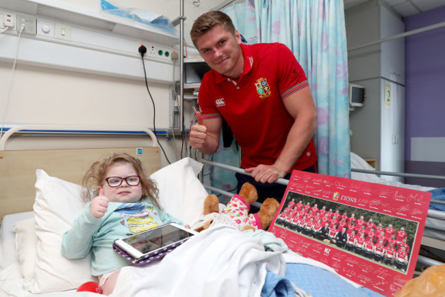 Owen Farrell with Lexie O’Riordan