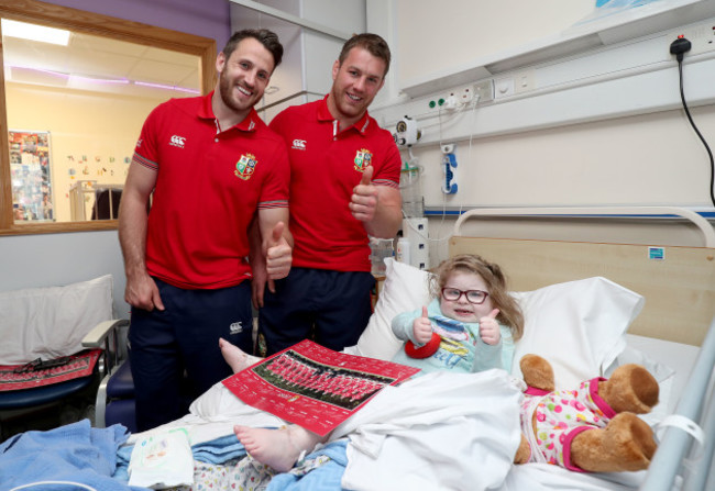 Tommy Seymour and Sean O'Brien with Lexie O’Riordan