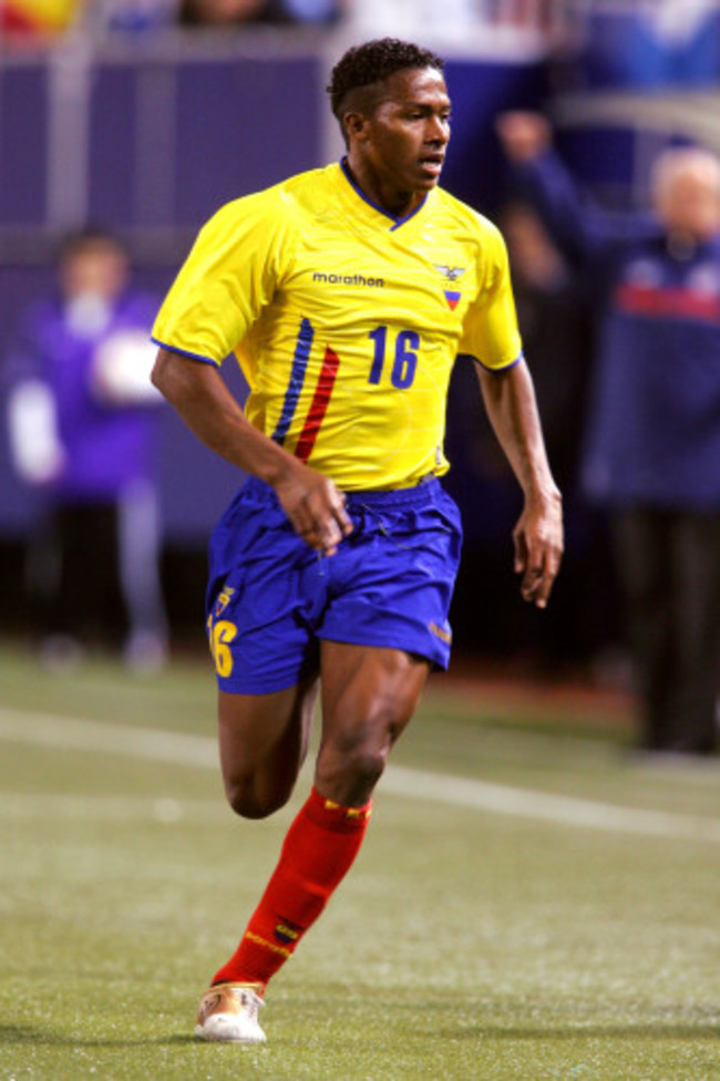 Soccer - International Friendly - Ecuador v Paraguay - Giants Stadium