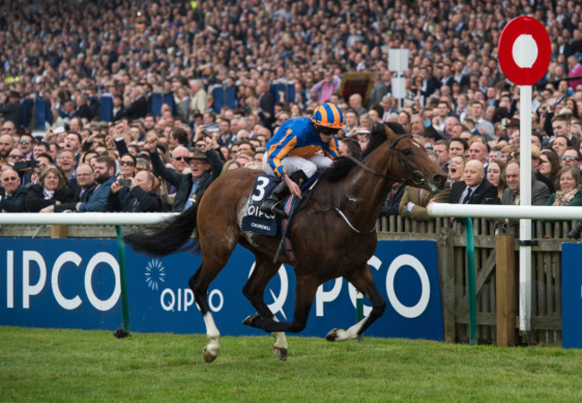 QIPCO Guineas Festival - Day One - Newmarket Racecourse