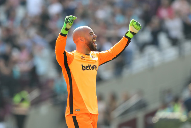 West Ham United v Swansea City - Premier League - London Stadium