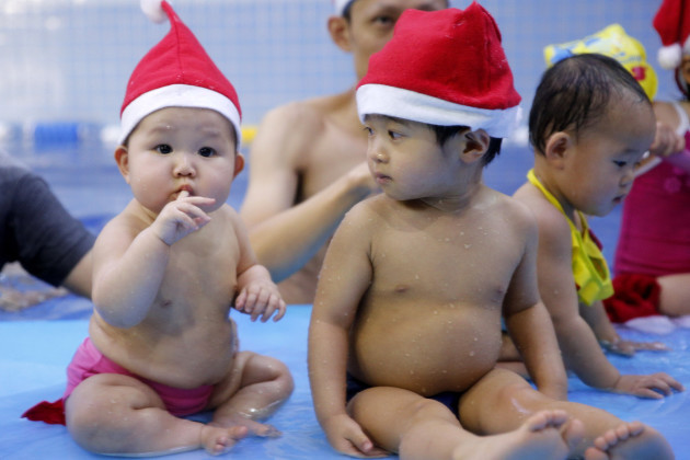 CHINA-BEIJING-BABY SWIMMING-CHRISTMAS (CN)