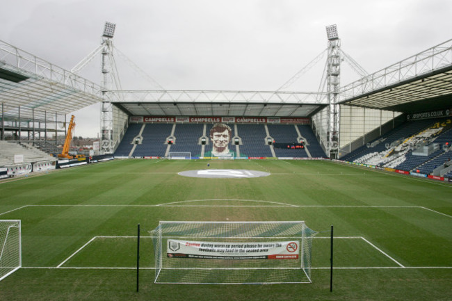 Soccer - Coca-Cola Football League Championship - Preston North End v Crystal Palace - Deepdale