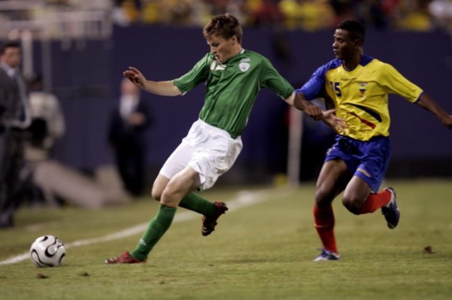 Stephen Gleeson of Ireland with Ayovi of Equador