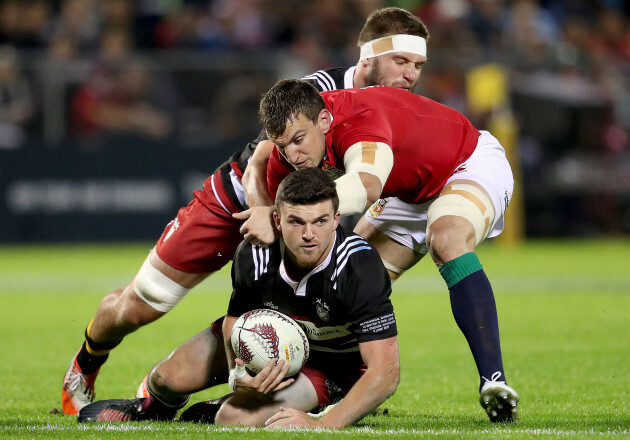 Sam Warburton tackles Bryn Gatland