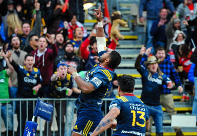 Waisake Naholo celebrates his try