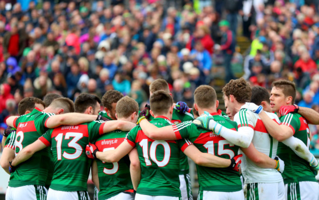 The Mayo team huddle