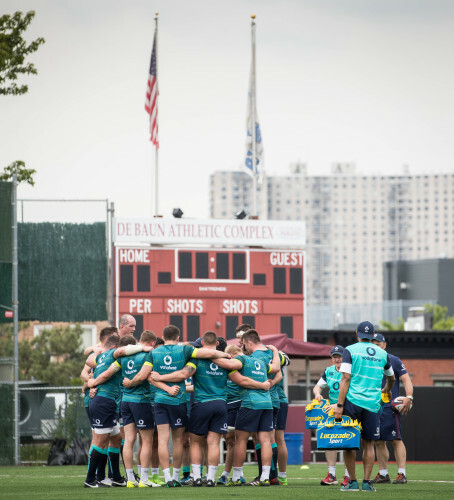 Ireland team huddle