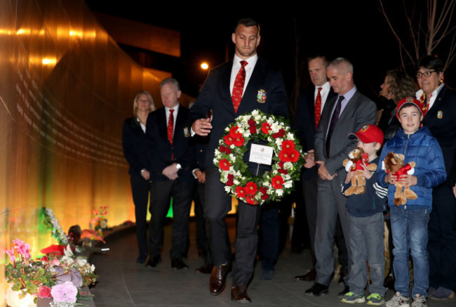 Sam Warburton places a wreath at the Canterbury Earthquake National Memorial in Christchurch