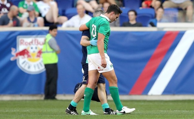 Joey Carbery goes off injured