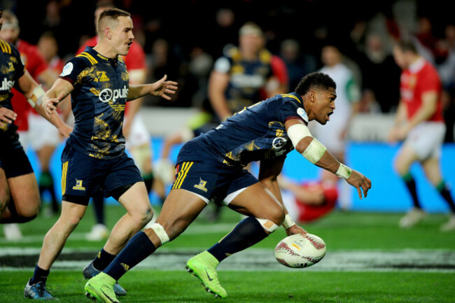 Waisake Naholo scores their first try